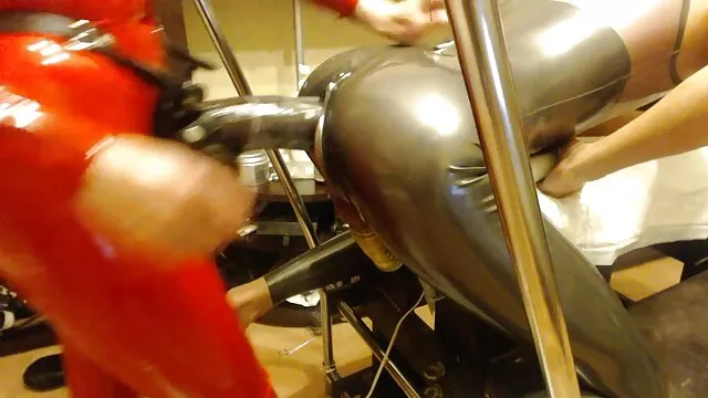 Brisa de montaña cojiendo a madre de Roma